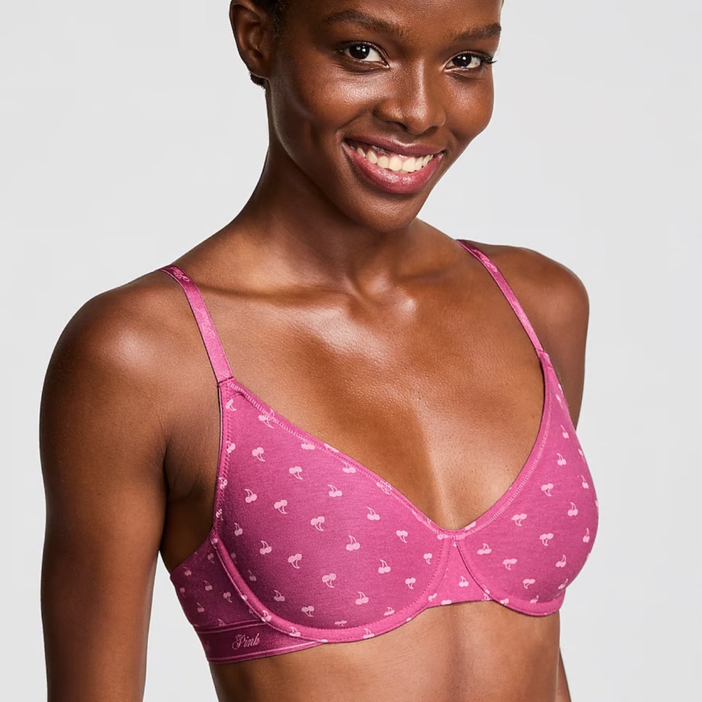 PINK WEAR EVERYWHERE
WEAR EVERYWHERE UNLINED DEMI BRA